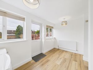 Photo 17- click for photo gallery